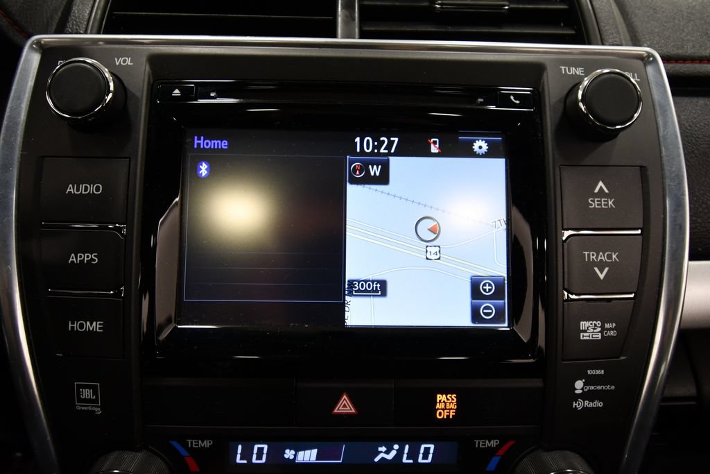 Used 2015 Toyota Camry XSE FWD image 24