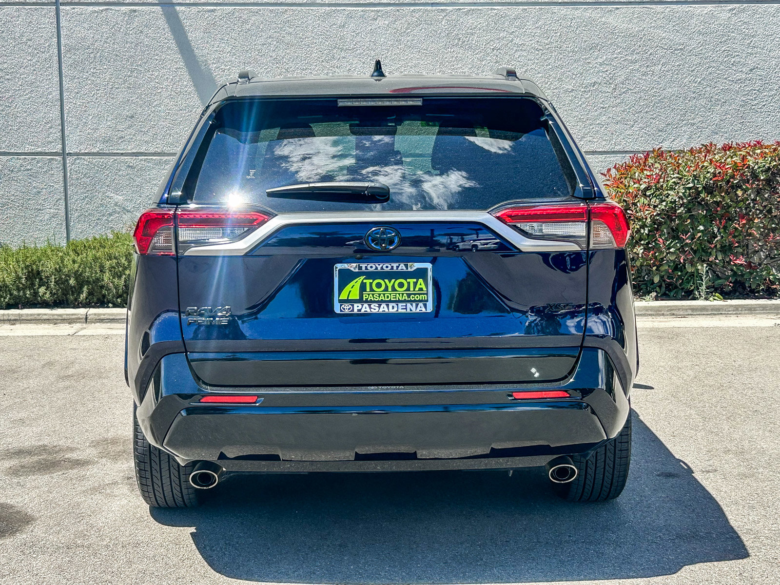 Used 2023 Toyota RAV4 XSE w/ Weather Package AWD/4WD image 7