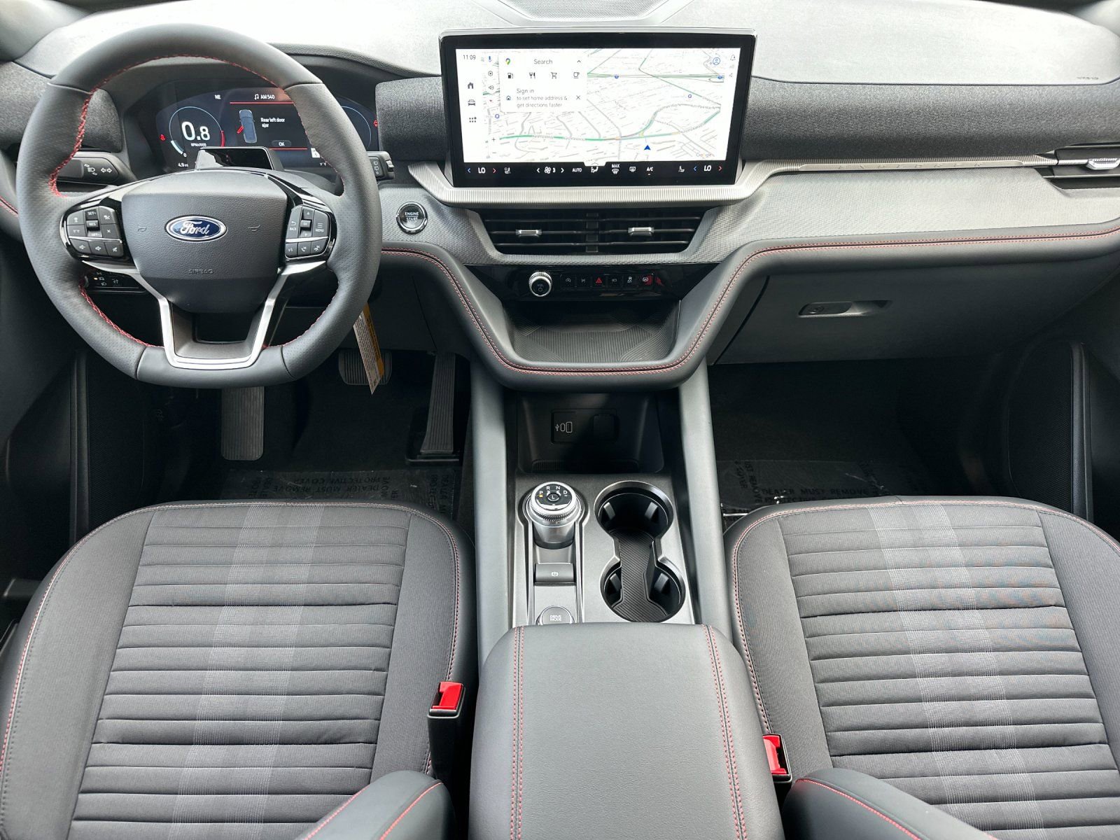 New 2026 Ford Explorer ST-Line w/ ST-Line Street Pack image 15