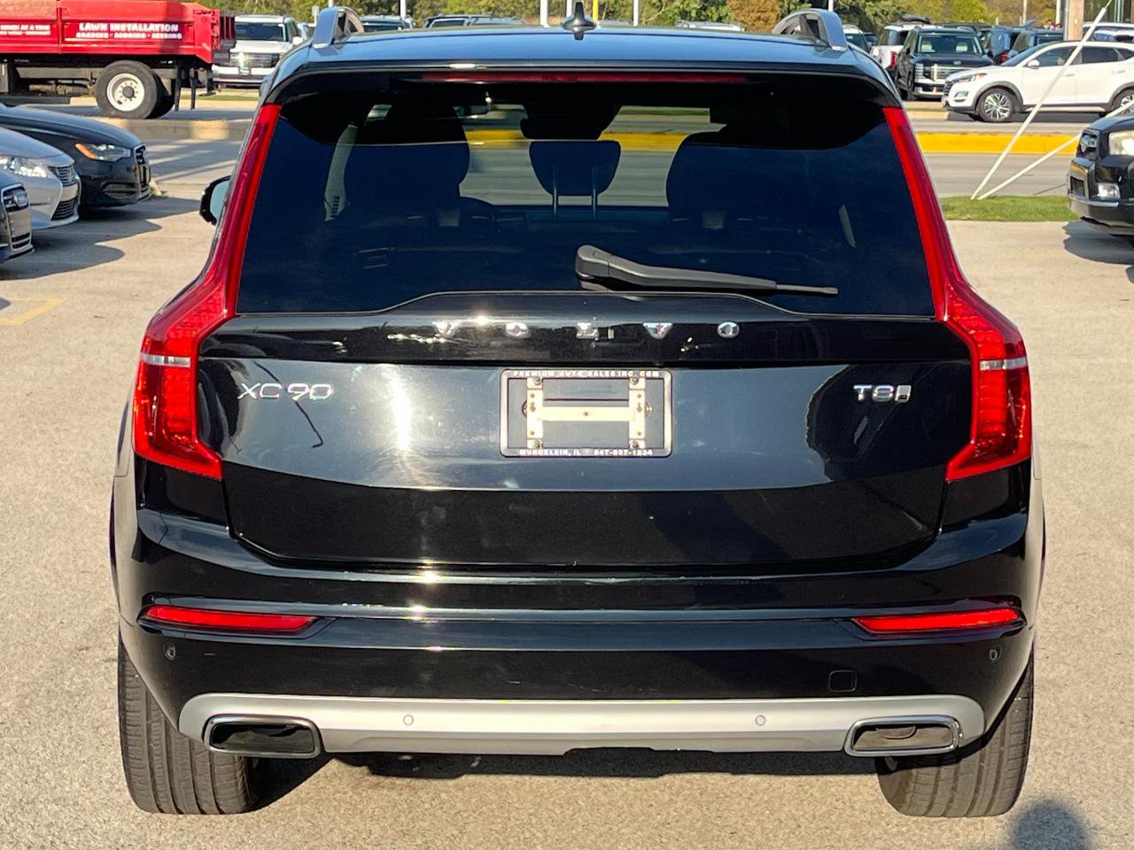Used 2016 Volvo XC90 T8 Momentum AWD/4WD image 4