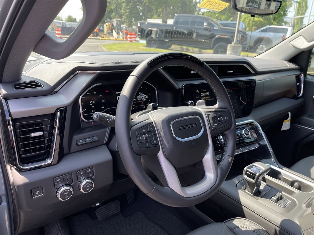 New 2025 GMC Sierra 1500 Denali image 10