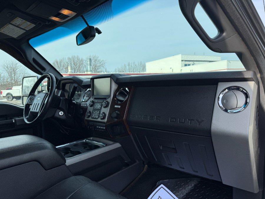 Used 2015 Ford F350 Lariat w/ Lariat Ultimate Package image 19