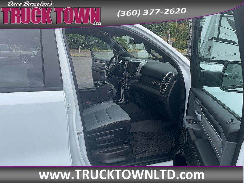 Used 2022 RAM 1500 Big Horn AWD/4WD image 13