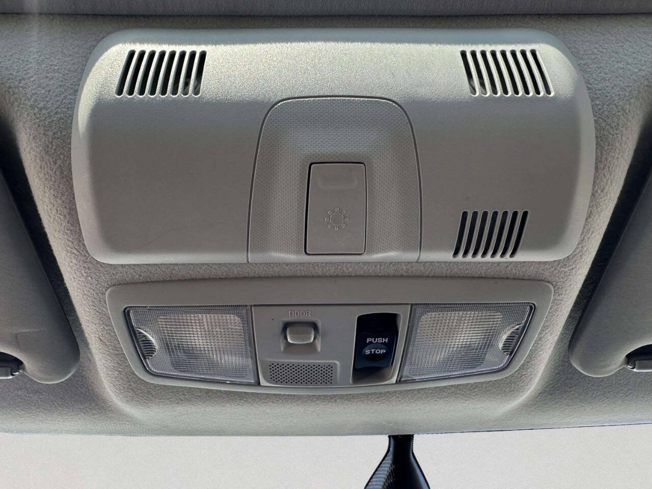 Used 2011 Mitsubishi Outlander Sport SE AWD/4WD image 34