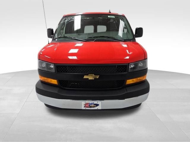 New 2026 Chevrolet Express 3500 w/ Driver Convenience Package image 8