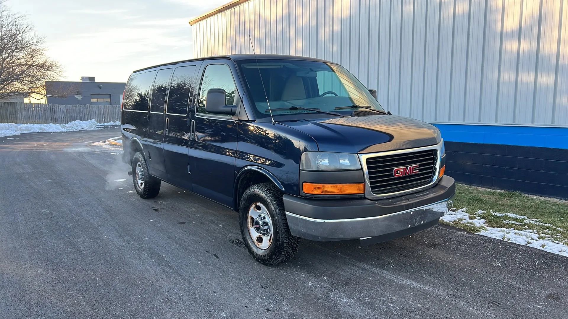 Used 2013 GMC Savana 2500 w/ Power Package image 3