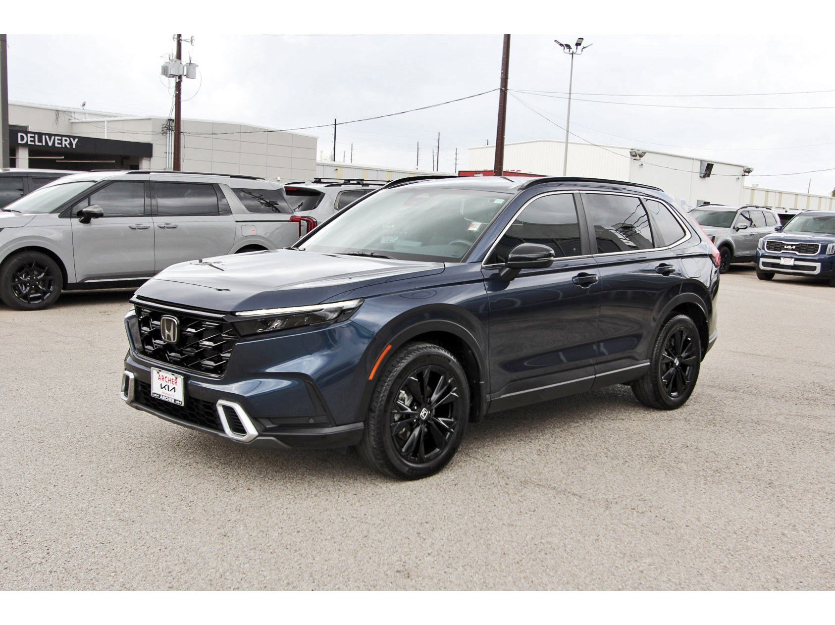 Used 2024 Honda CR-V Sport Touring image 3