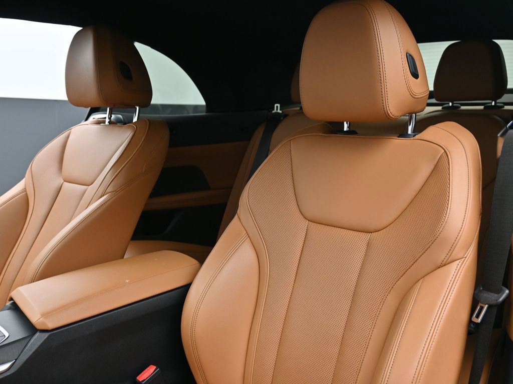 Used 2023 BMW 430i xDrive Convertible w/ M Sport Package image 10