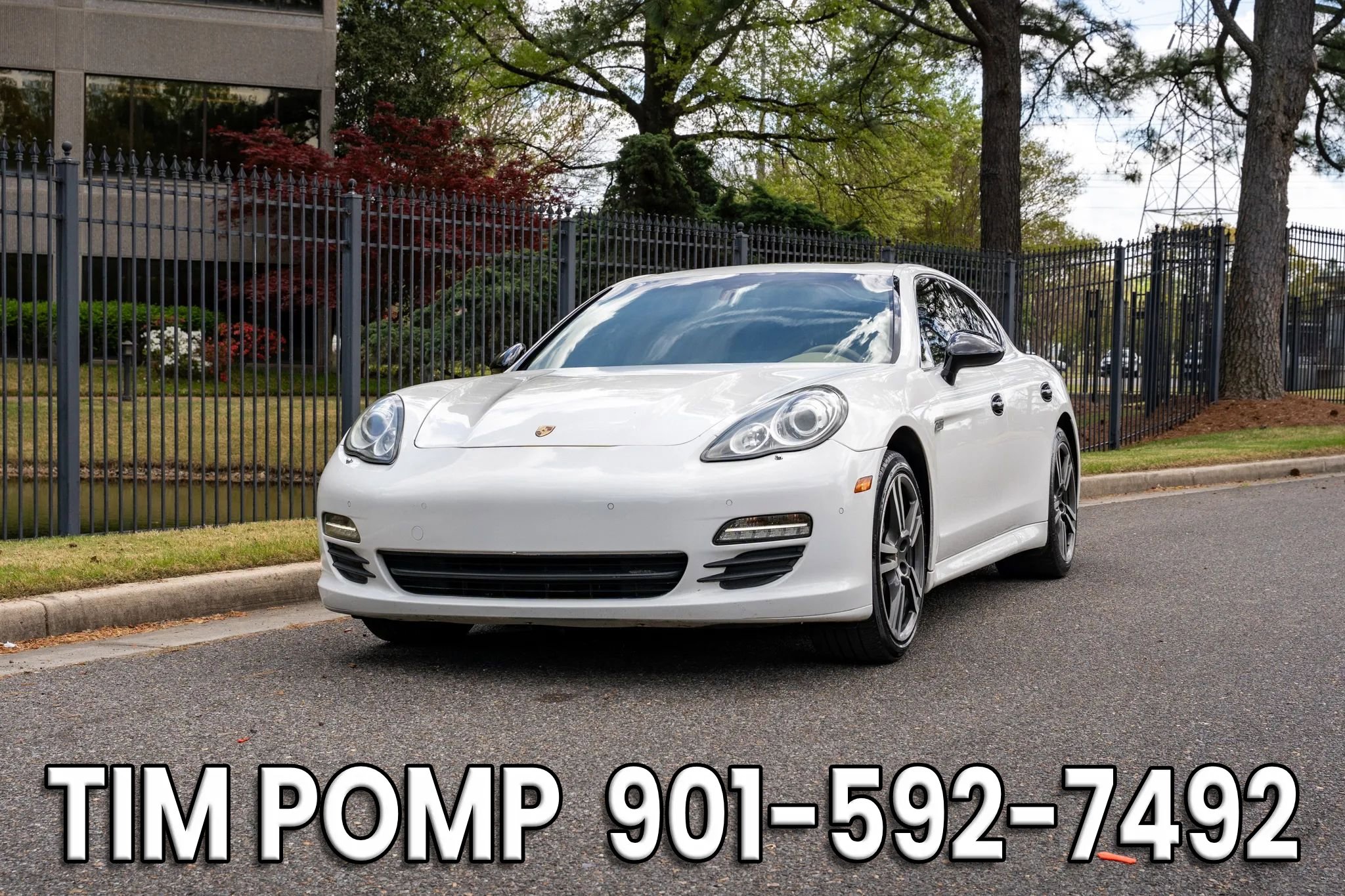 Used 2011 Porsche Panamera S image 2