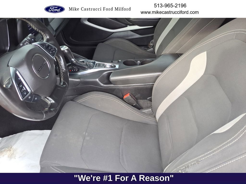 Used 2020 Chevrolet Camaro LT image 21