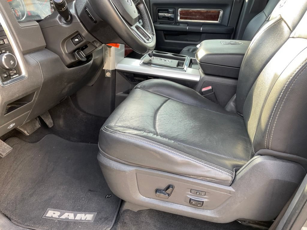 Used 2012 RAM 1500 Laramie RWD image 9