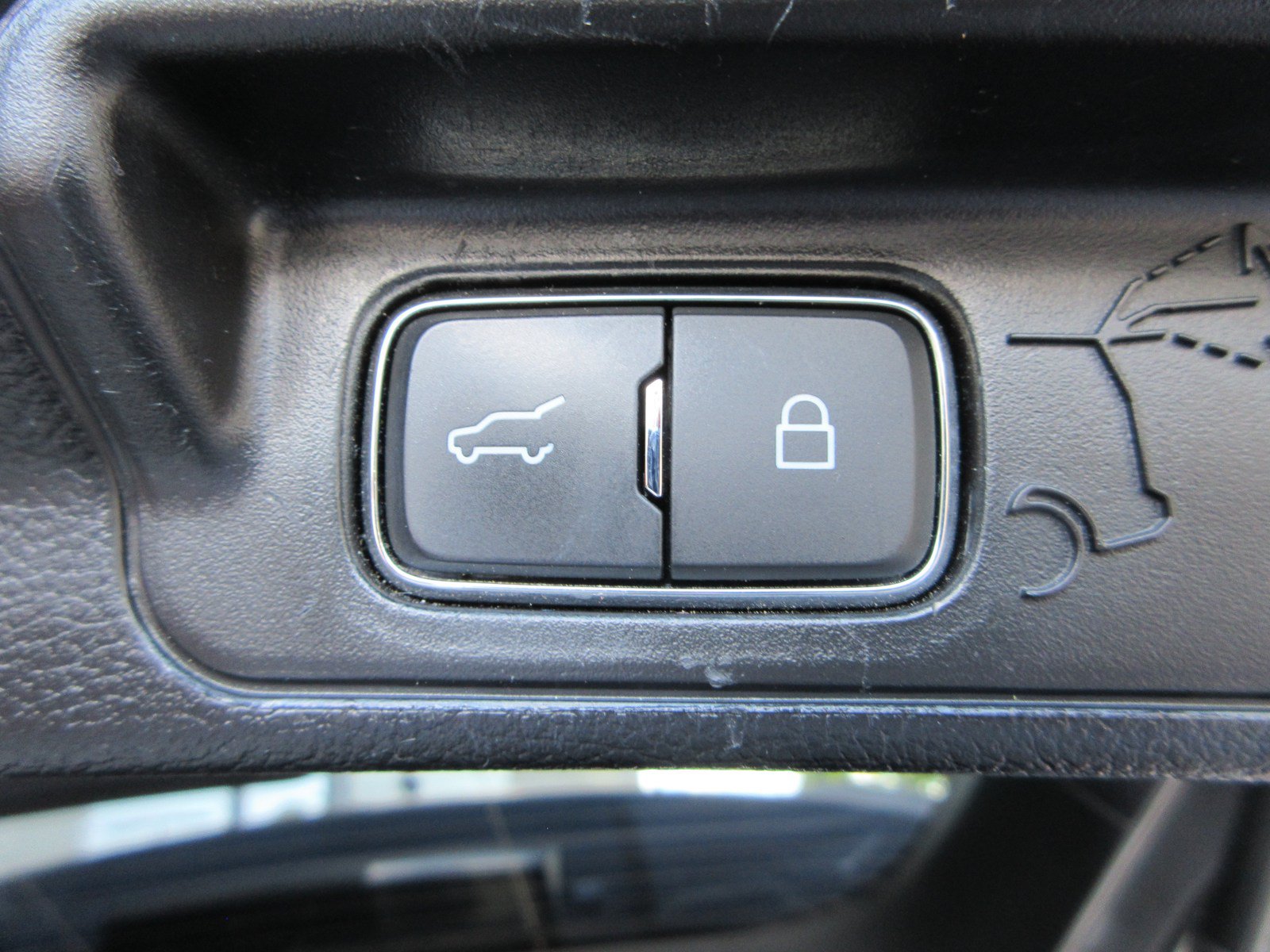 Used 2021 Ford Explorer Platinum w/ Equipment Group 601A AWD/4WD image 62