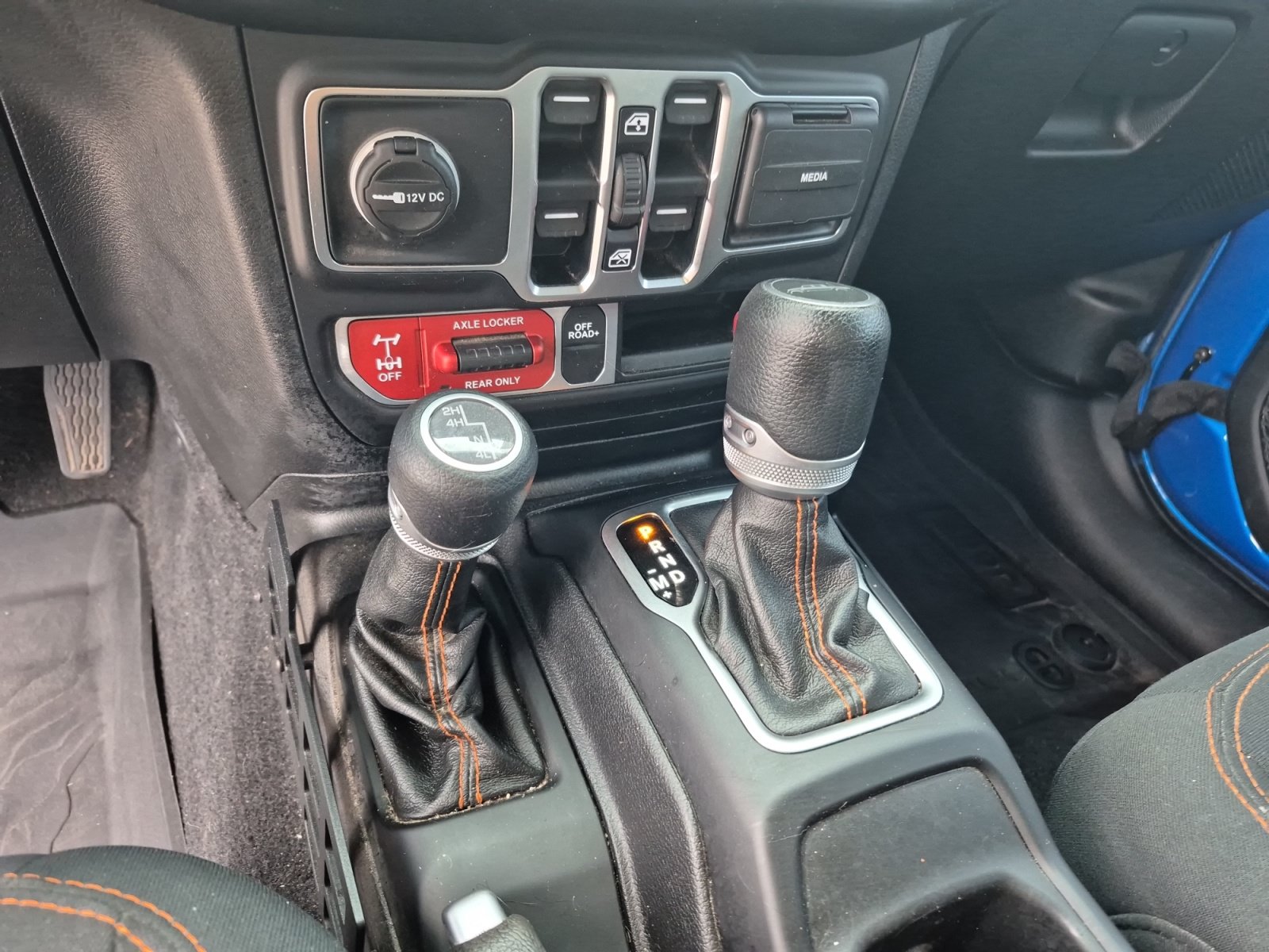 Used 2021 Jeep Gladiator Mojave AWD/4WD image 12