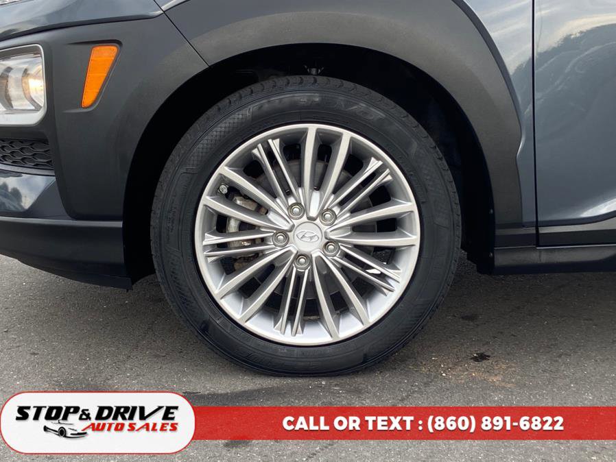 Used 2018 Hyundai Kona SEL w/ SEL Tech Package 02 image 9