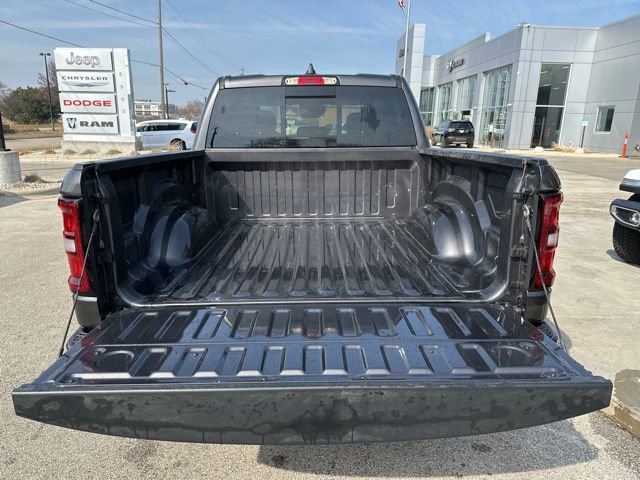 New 2026 RAM 1500 Express AWD/4WD image 10
