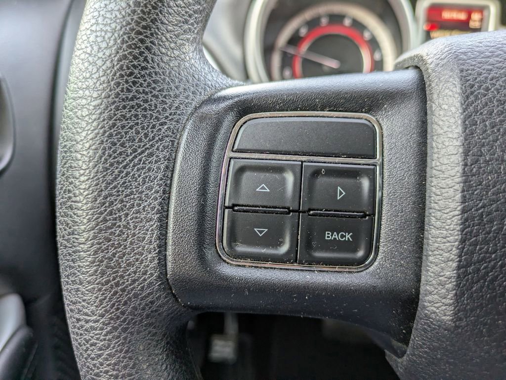 Used 2015 Dodge Journey American Value Package w/ Flexible Seating Group image 15