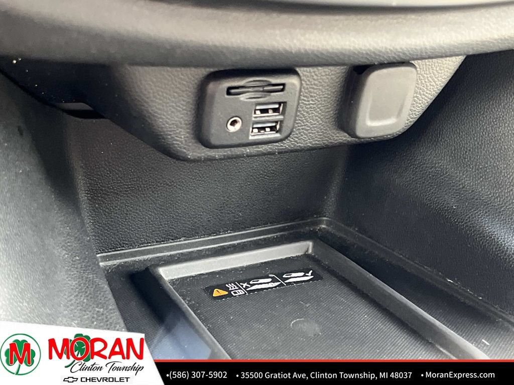 Certified 2022 Chevrolet Traverse LT w/ LT Premium Package FWD image 25