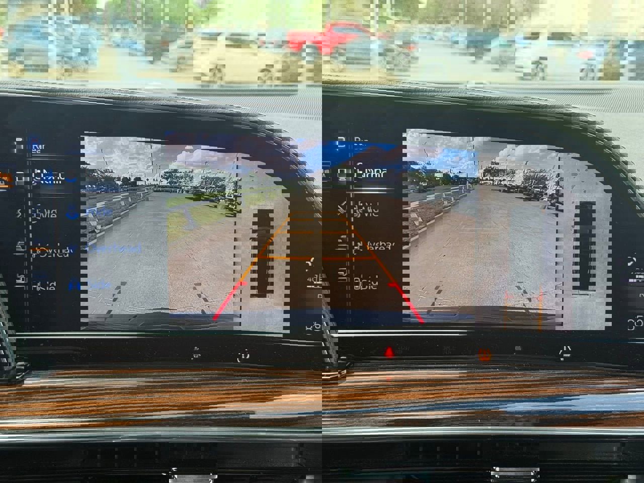 Used 2023 Cadillac Escalade ESV Premium Luxury w/ LPO, Illumination Package image 12