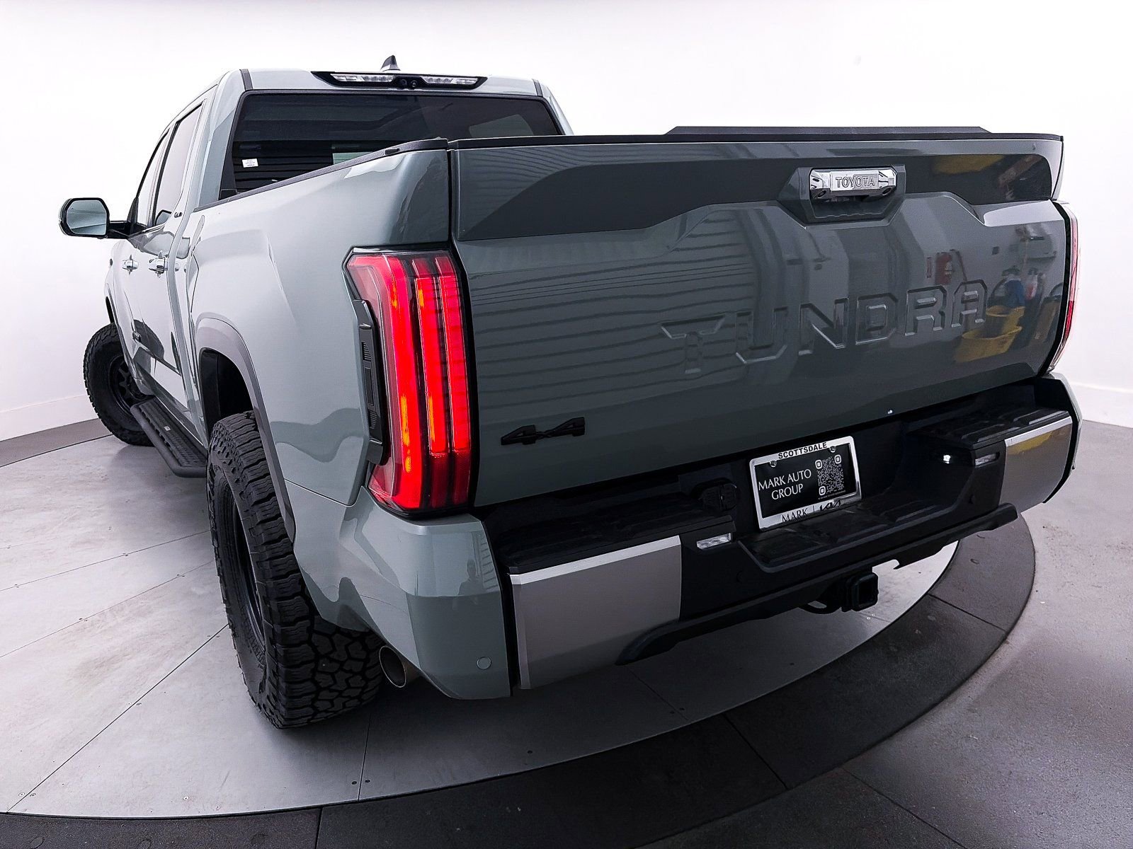 Used 2024 Toyota Tundra Limited image 6