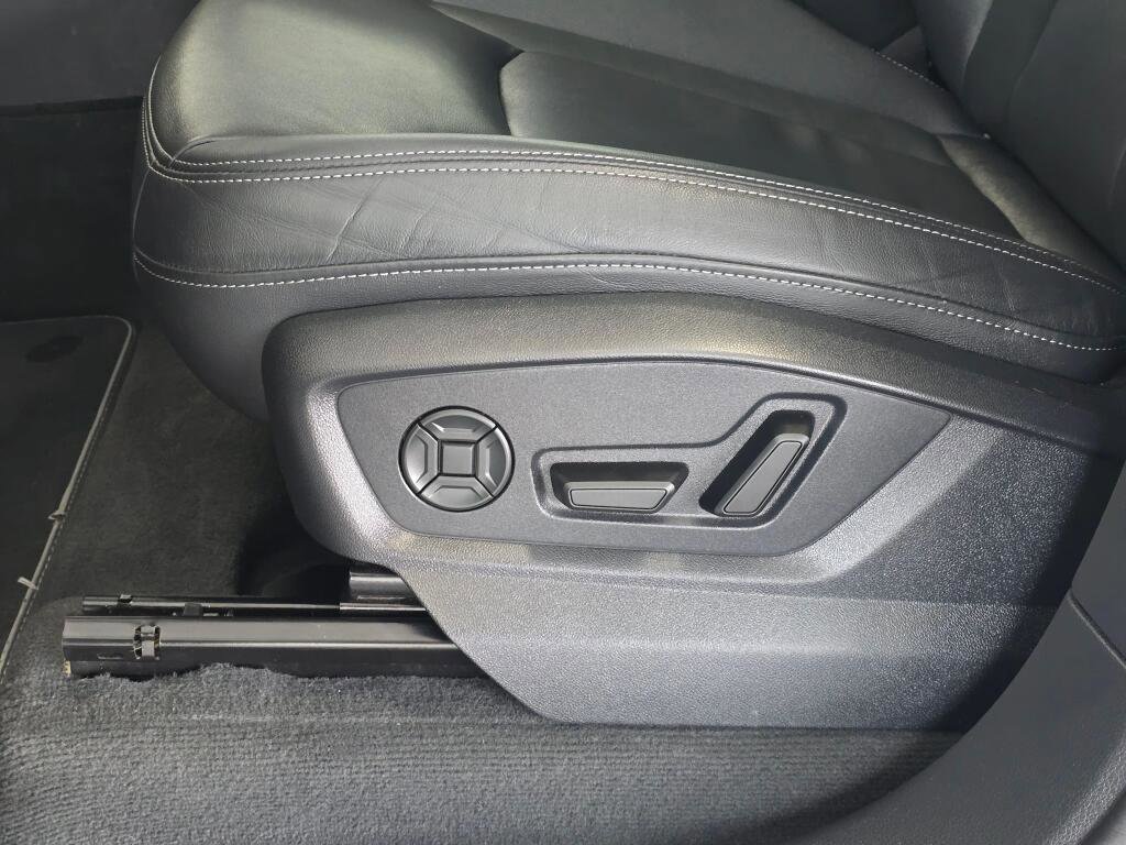 Used 2025 Audi Q7 3.0T Premium Plus image 25