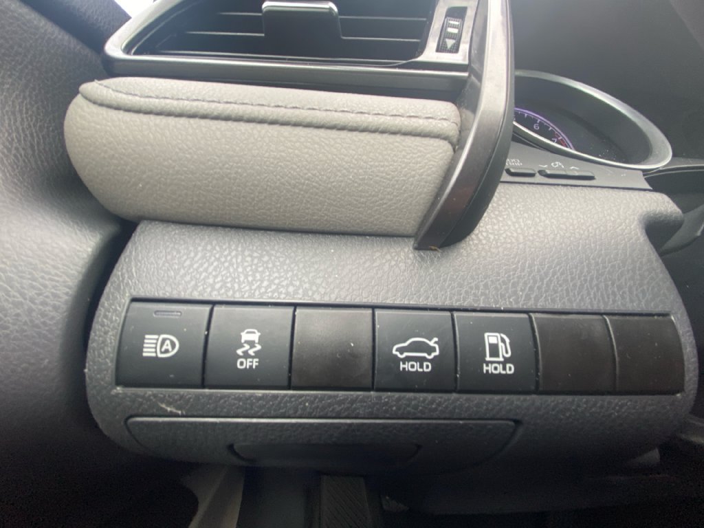 Used 2024 Toyota Camry LE FWD image 17
