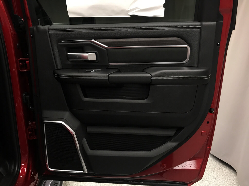 New 2026 RAM 2500 Laramie w/ Sport Appearance Package AWD/4WD image 13