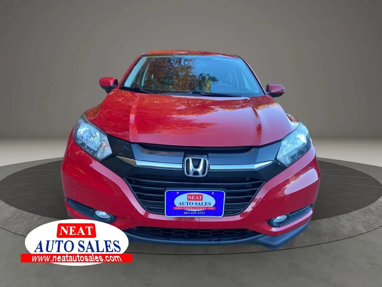Used 2017 Honda HR-V EX image 2