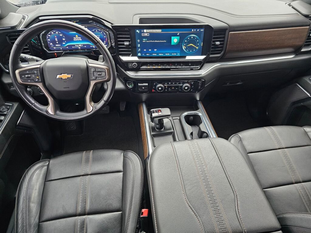 Used 2023 Chevrolet Silverado 1500 High Country w/ Technology Package AWD/4WD image 15