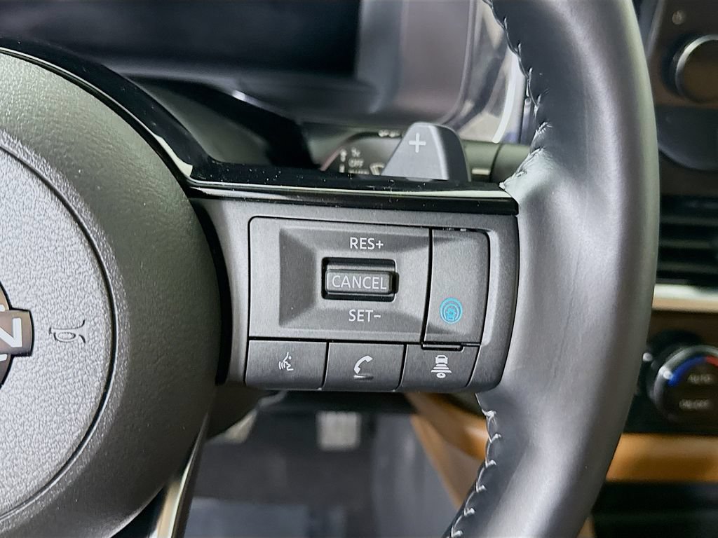 Certified 2025 Nissan Pathfinder Platinum AWD/4WD image 25