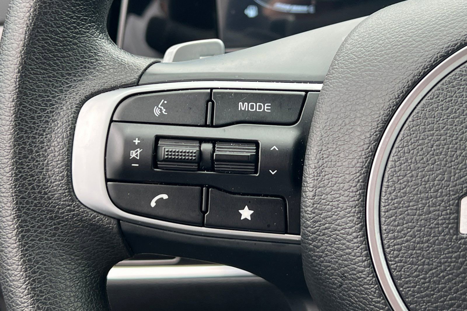 Certified 2025 Kia Sportage LX image 26