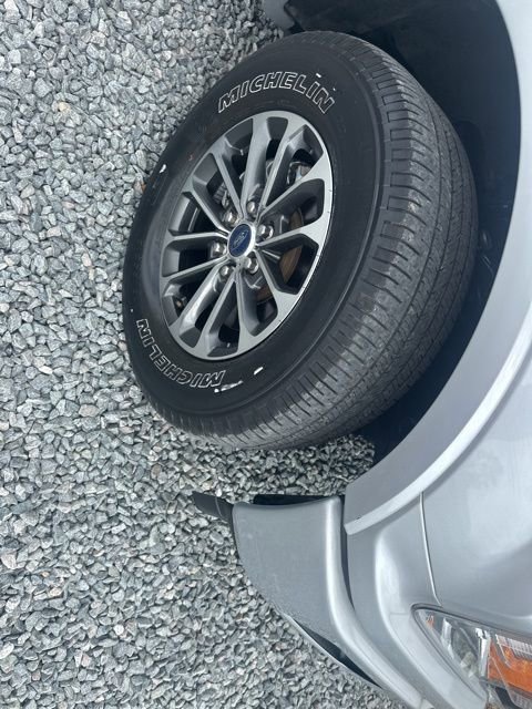 Used 2018 Ford F150 XLT w/ Equipment Group 302A Luxury image 9