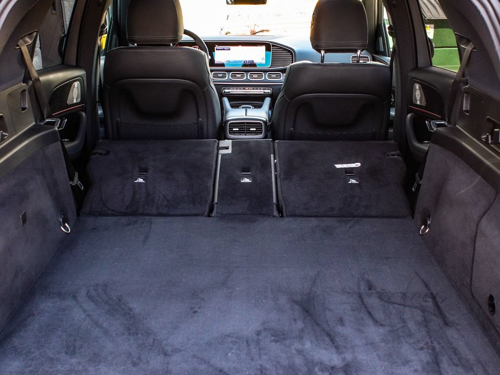 Used 2025 Mercedes-Benz GLE 450e 4MATIC w/ AMG Line Interior image 47