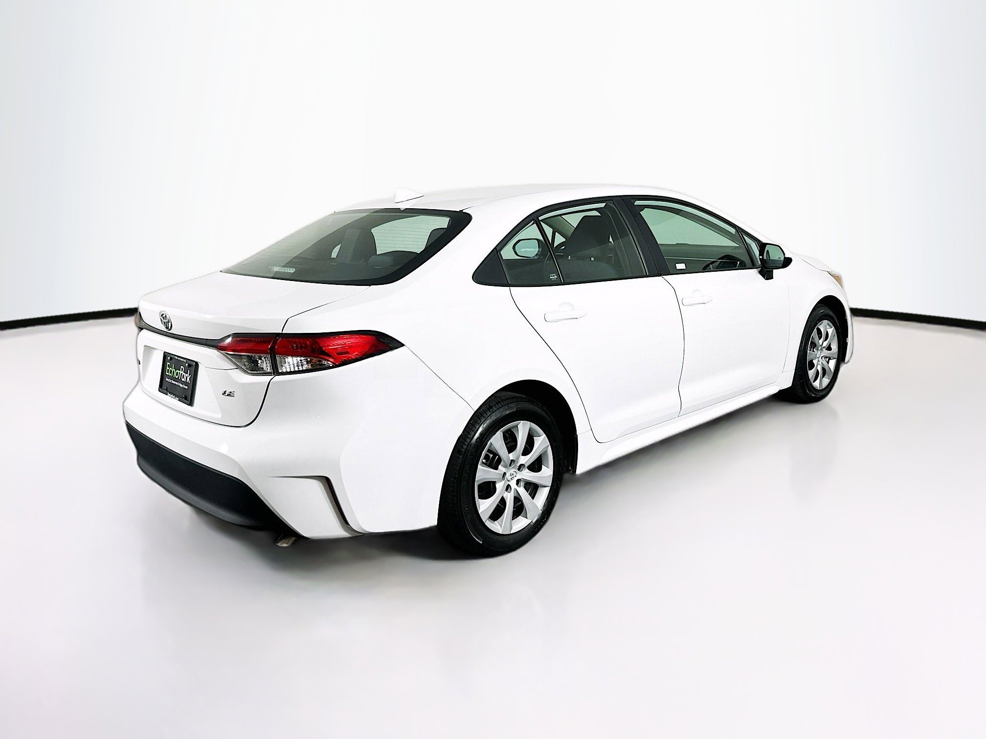 Used 2024 Toyota Corolla LE image 9
