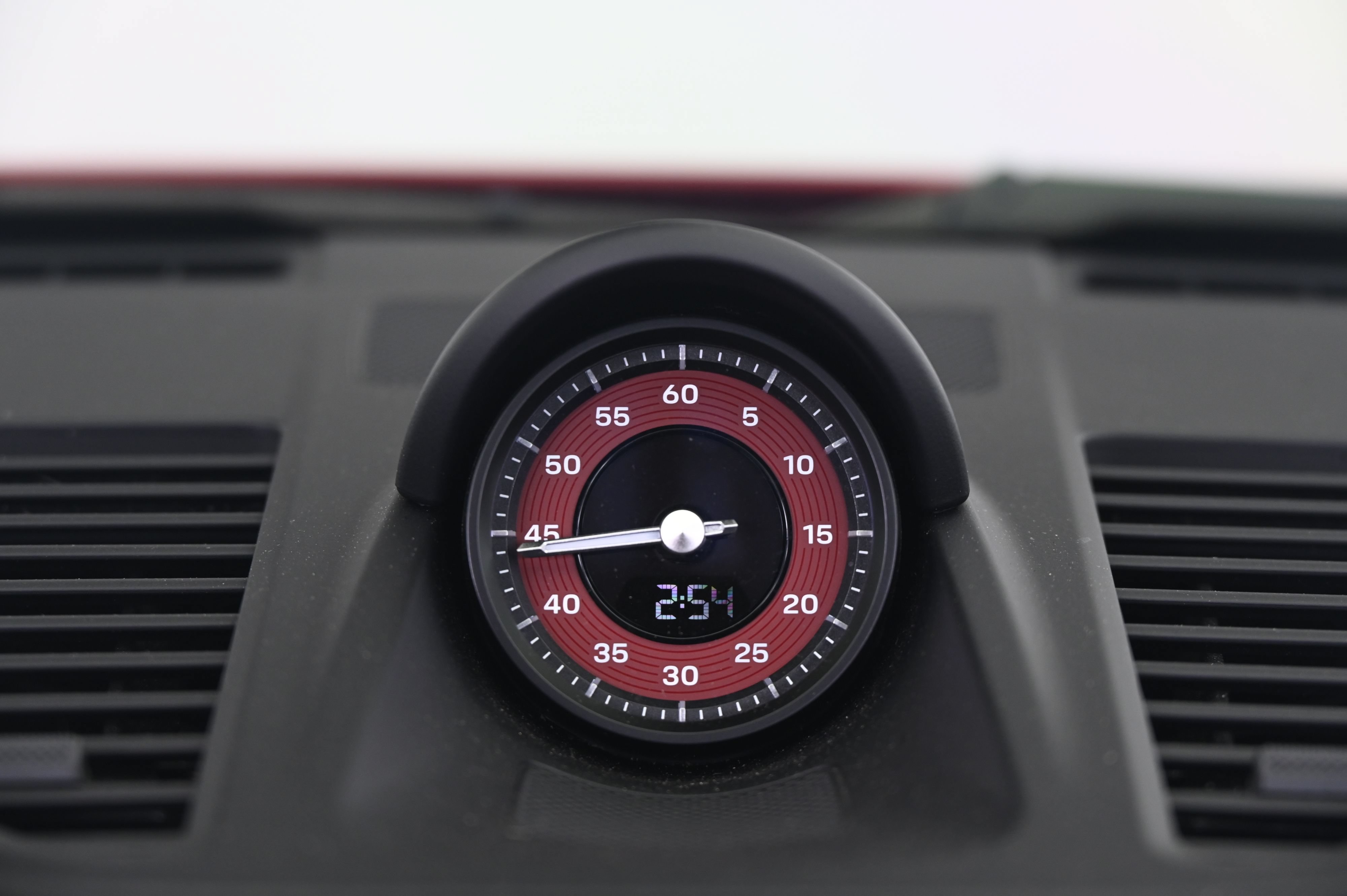 Certified 2025 Porsche 911 Carrera GTS RWD image 31