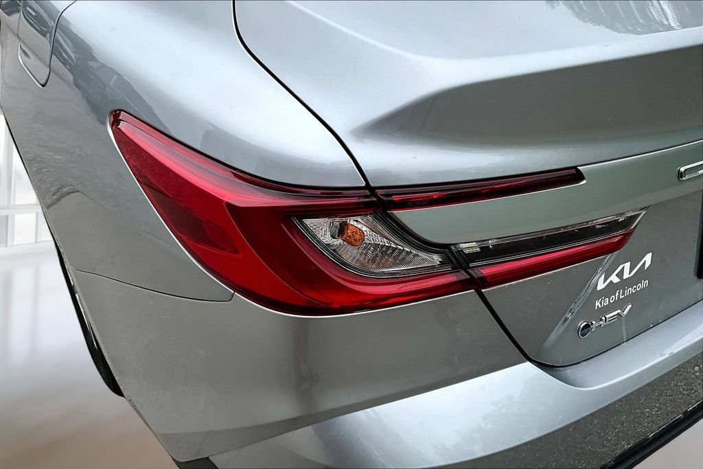 Used 2025 Toyota Camry LE FWD image 22