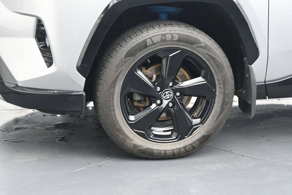Used 2021 Toyota RAV4 XSE AWD/4WD image 12