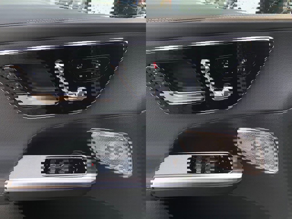 New 2026 Mercedes-Benz GLC 300 4MATIC image 11