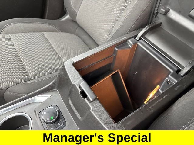 Used 2022 Chevrolet Traverse LT w/ LPO, Floor Liner Package image 29