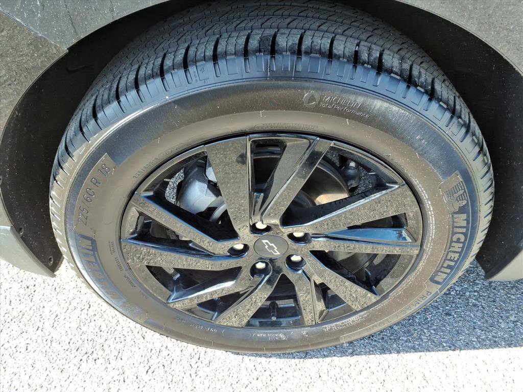 Used 2023 Chevrolet Equinox LS w/ LS Convenience Package FWD image 10