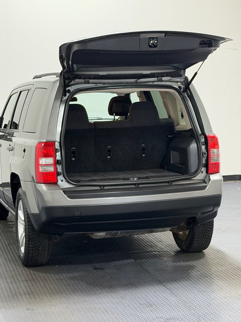 Used 2012 Jeep Patriot Sport w/ PWR Value Group AWD/4WD image 12