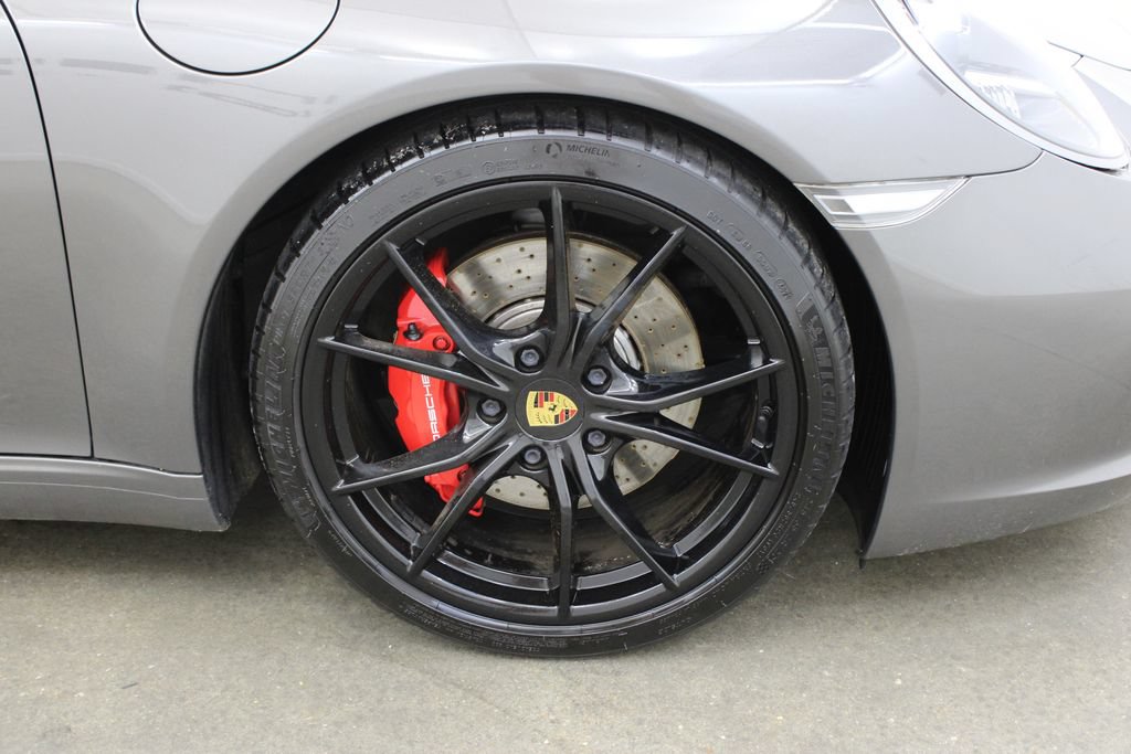 Certified 2018 Porsche 911 Carrera S RWD image 15