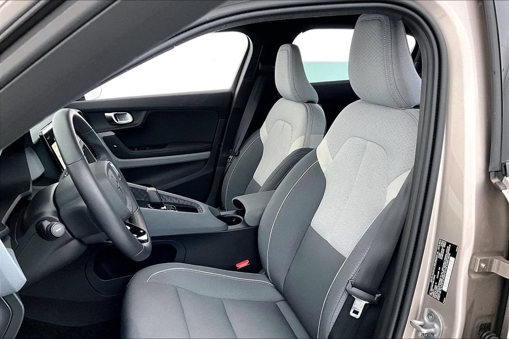 Used 2024 Polestar Polestar 2 AWD/4WD image 35