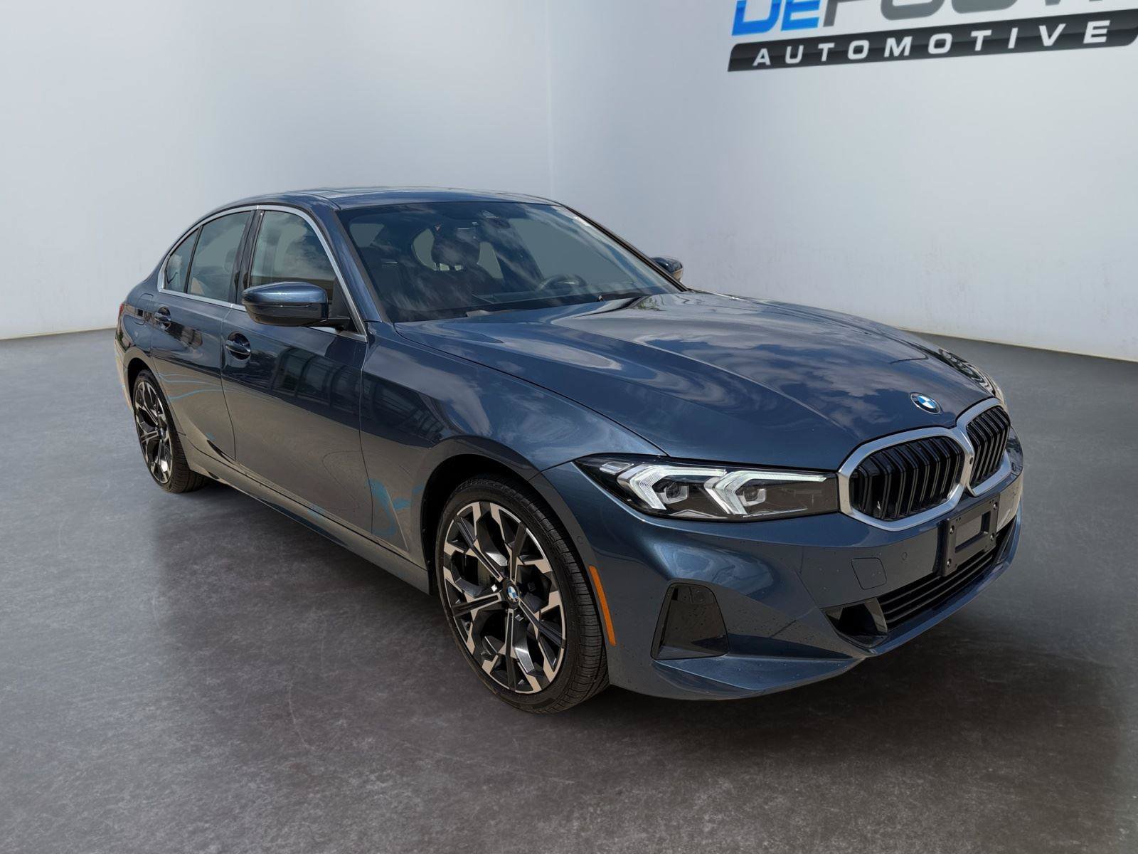 Used 2026 BMW 330i xDrive Sedan w/ Premium Package AWD/4WD image 9