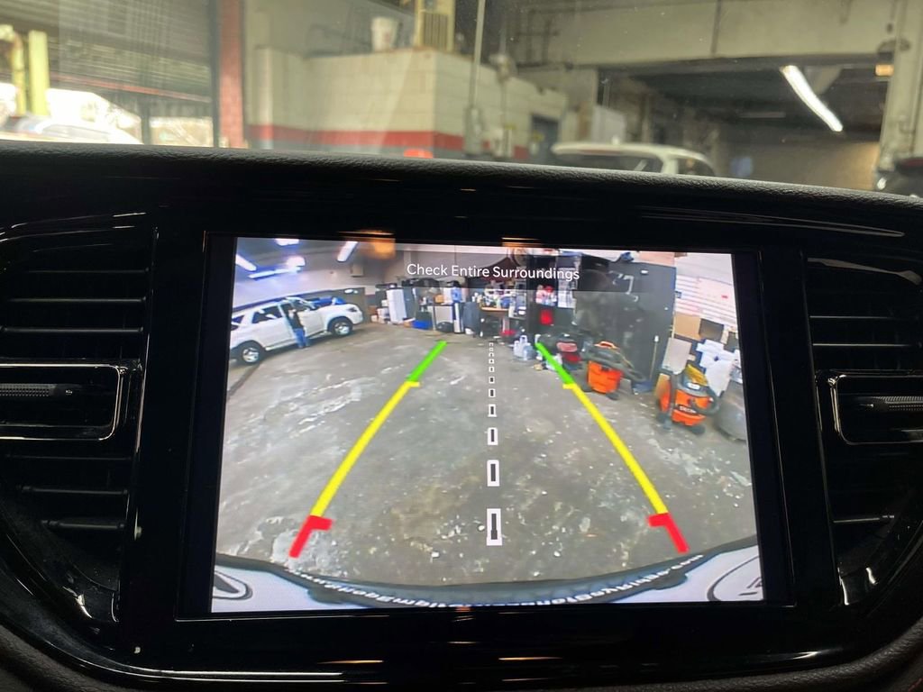 Used 2024 Dodge Durango GT image 19