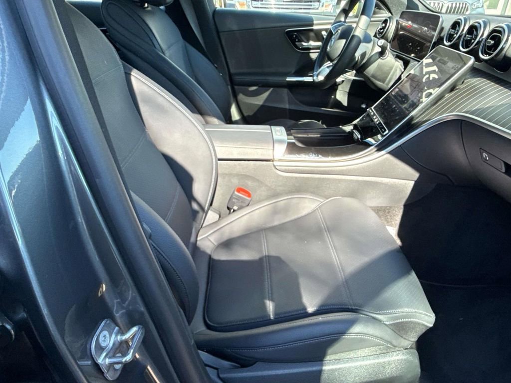 Used 2024 Mercedes-Benz C 300 Sedan image 11