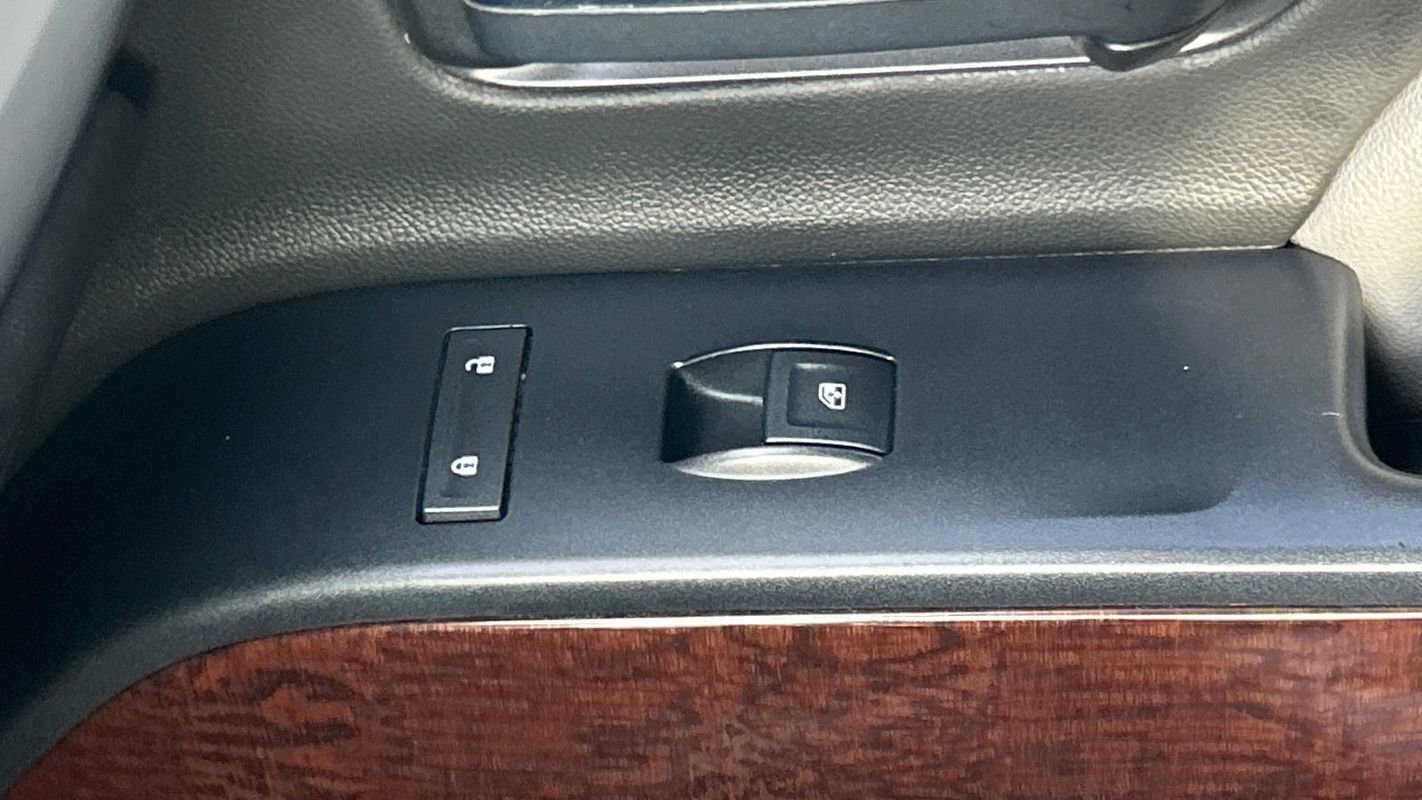 Used 2018 GMC Sierra 1500 SLT image 34