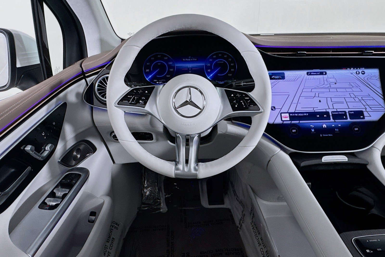 New 2026 Mercedes-Benz EQE 320 4MATIC SUV image 4