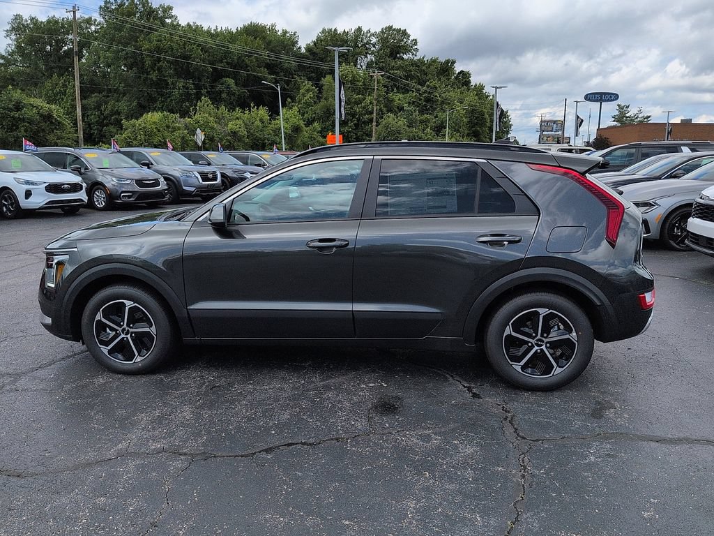 New 2026 Kia Niro LX FWD image 4