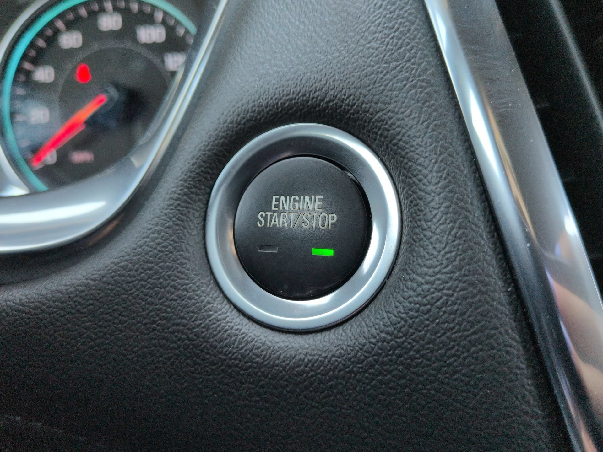 Certified 2023 Chevrolet Traverse LT AWD/4WD image 17