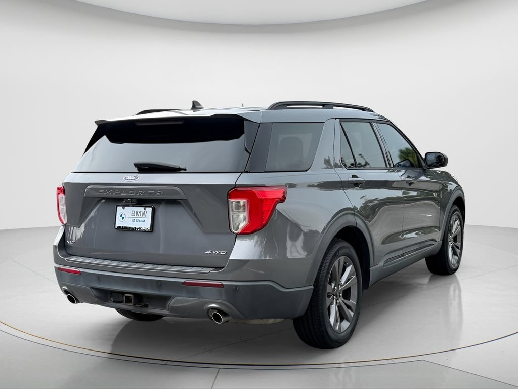 Used 2021 Ford Explorer XLT w/ Equipment Group 202A AWD/4WD image 5